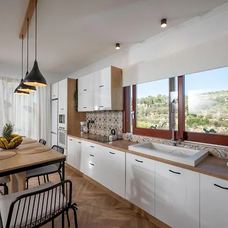 Canyon 1 Elegant Villa